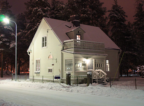 Kutomokadun ja Sillansuonkadun kulma